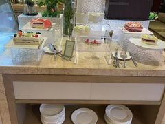 -大中华希尔顿酒店-念自助餐·嗨啤·小龙虾