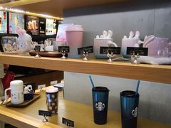 -星巴克(杭州西湖银泰1F店)