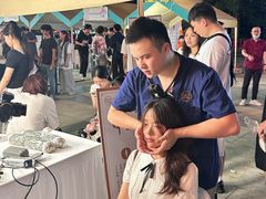 -万达广场(南昌红谷滩店)