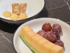 -海派悦庭·海胆烧麦·新融合菜(凯德广场店)