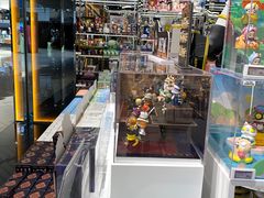 -泡泡玛特POPMART(侨福芳草地店)