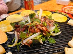 -石记老北京炙子烤肉(松园店)