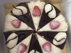 -樱花糕坊(凯德广场店)