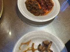 -富正毅三下锅·湘西韵味(天门山索道店)