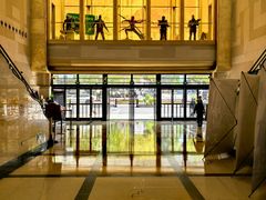 -大光明电影院(南京西路店)