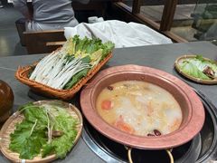 -阿婆情腊排骨火锅·野生菌季(古城旗舰店)