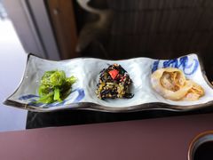 赠送餐前小菜-新鲜特色餐厅(香格里拉大酒店)