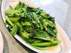 -鲜榨果汁·啤酒鱼(环岛河店)
