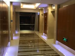 -上海浦东康桥绿地假日酒店
