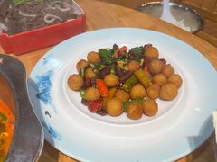 -苗阿哥酸汤牛肉火锅(体育场店)