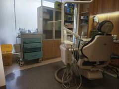 -上海仁爱医院口腔科 · 种植