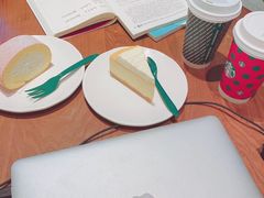 -星巴克(上海虹桥新天地二店)