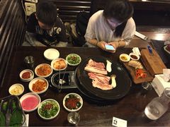 Dombe豚(黑猪肉街店)-Dombe豚(黑猪肉街店)