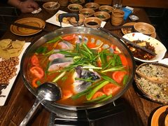 -亮欢寨酸汤鱼(沙冲路店)