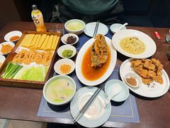 -湖畔鲁菜·二十年老字号餐厅(大明湖店)