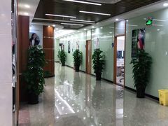 -茂菊口腔连锁(浦东南路店)