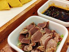 -白玉兰小吃(新村路店)
