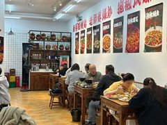 -佬缸炮江湖川菜(玉林店)