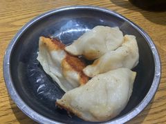 -黄阿姨锅贴大王(万航渡路店)