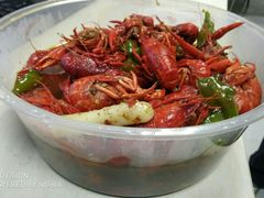 -虾弄弄海派小龙虾·牛羊蝎子火锅