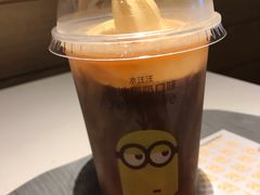 咸蛋黄芝士麦旋风-麦当劳(百联西郊购物中心店)