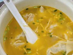 -笑来喜馄饨小笼工坊(通扬路店)