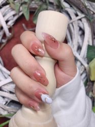 -DAZZLING BEAUTY美甲•美睫专门店