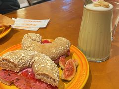 加州胭脂&nbsp;California&nbsp;Pink-Catch Bagel(芳草地店)