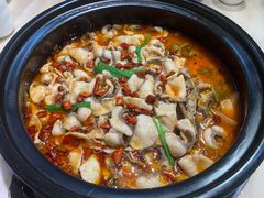 酸爽中辣鱼锅-有家·酸汤鱼(土门店)