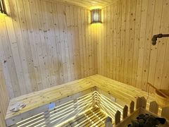 -润合汇养生馆(佳宁娜广场店)