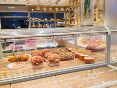 -好利来(曲江龙湖店)