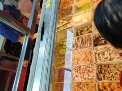 自助取餐区-崖口煲仔饭