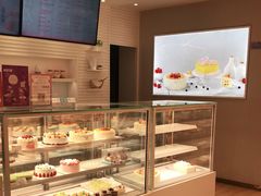 面包甜点陈列柜-好利来(靖江路店)