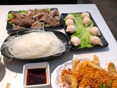 -肥仔文澳门猪骨煲(南京西路店)