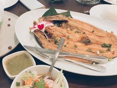 -Chom Cafe and Restaurant