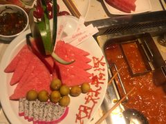 -海底捞火锅鲜切牛肉主题店(长寿路店)