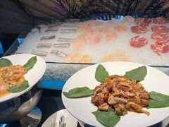 -唐拉雅秀酒店-西锦汇空中BBQ·思创餐厅
