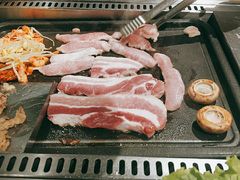 -香猪坊(远洋未来店)
