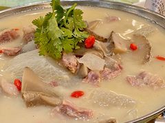 清炖牛肉-清真·三德隆饭庄(桥梓口店)