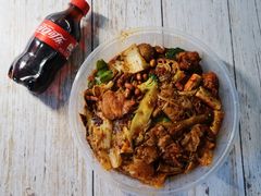 -愉肴麻辣香锅(中山路店)