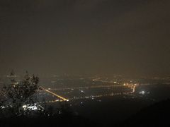 -鬼笑石后山停车场