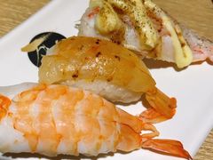 -万岁料理回转寿司(华贸店)