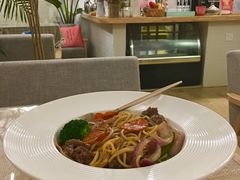 -闲扯咖啡(有猫有美食)