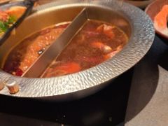 -牛YO寿喜烧·铁板烧和牛火锅自助(市府恒隆店)