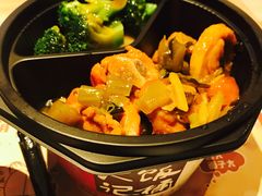 老坛酸菜鸡块饭-肯德基(建外SOHO店)