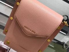 -CHARLES&KEITH(1234space店)