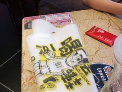 -喝丢一只鞋辣炒海鲜小烧烤(三八广场店)