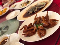 玻璃脆皮乳鸽-利苑酒家(金宝店)