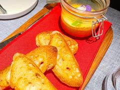 鹅肝布雷佐新鲜水果-弦月窗LUNETTE BY AMANDA(复兴路店)