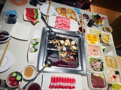 -海底捞火锅鲜切牛肉主题店(长寿路店)